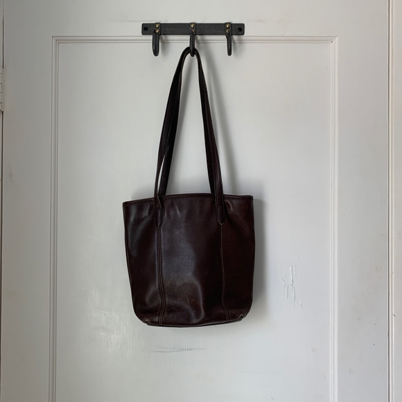 Coach Handbags - Vintage coach bag